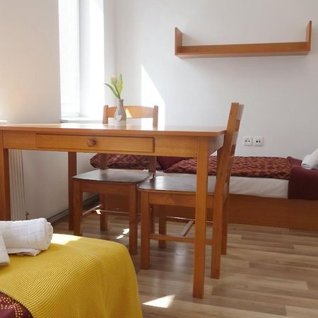 Apartmany Alzuz Ruzomberok Ngoại thất bức ảnh