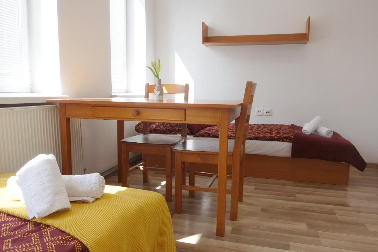 Apartmany Alzuz Ruzomberok Ngoại thất bức ảnh